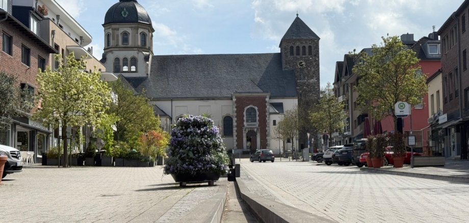 Wasserrinne vor der Kirche St. Sebasstian in Würselen