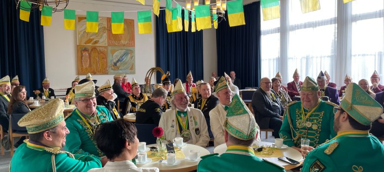 Nach dem offiziellen Teil hatten die Gäste in geselliger Atmosphäre Gelegenheit zu Gesprächen und zum Austausch zur laufenden Session 2025/2026.