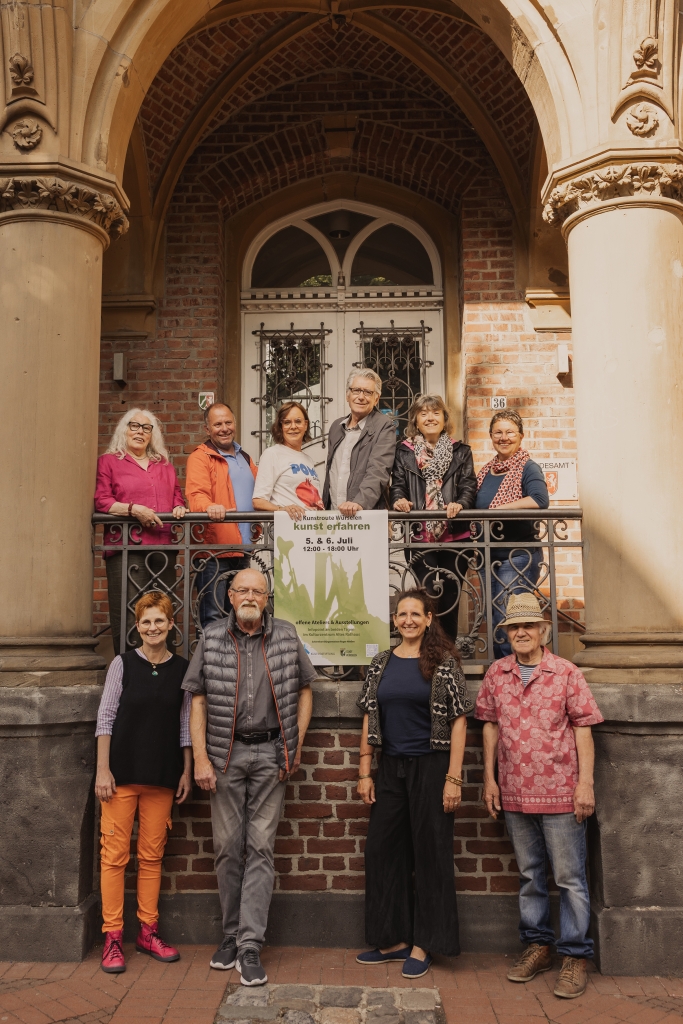 Von links oben: Brigitte Ates, Hans Brings, Sabine Lenz, Richard Mariaux, Christiane Crewett-Bauser, Carmen Kahn Von links unten: Iris Donner-Hermanns, Willli Lemke, Ela Moonen. Veli Ates.
