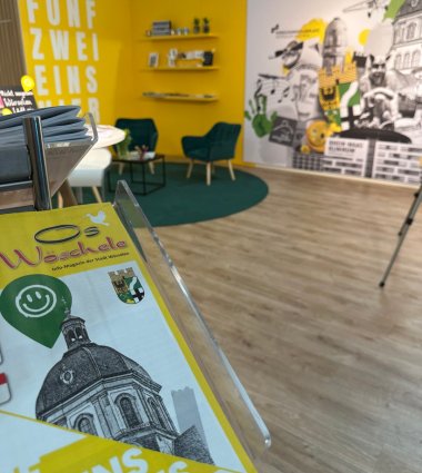 Stand mit Stadtmagazin