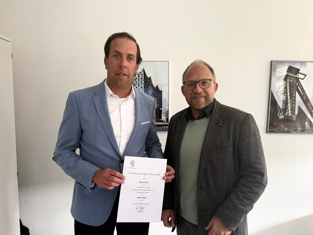 Bürgermeister Roger Nießen und der Erste Beigeordnete Marius Claßen.