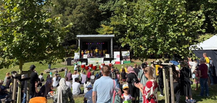 Bühne beim Fest