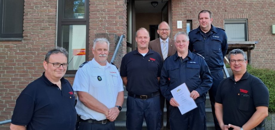 vor der Feuerwache Mitte