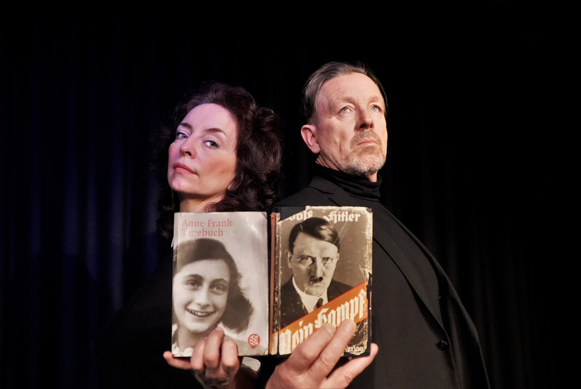 „Annes Kampf“ am 8. Mai in der Stadthalle „Annes Kampf“ am 8. Mai in der Stadthalle