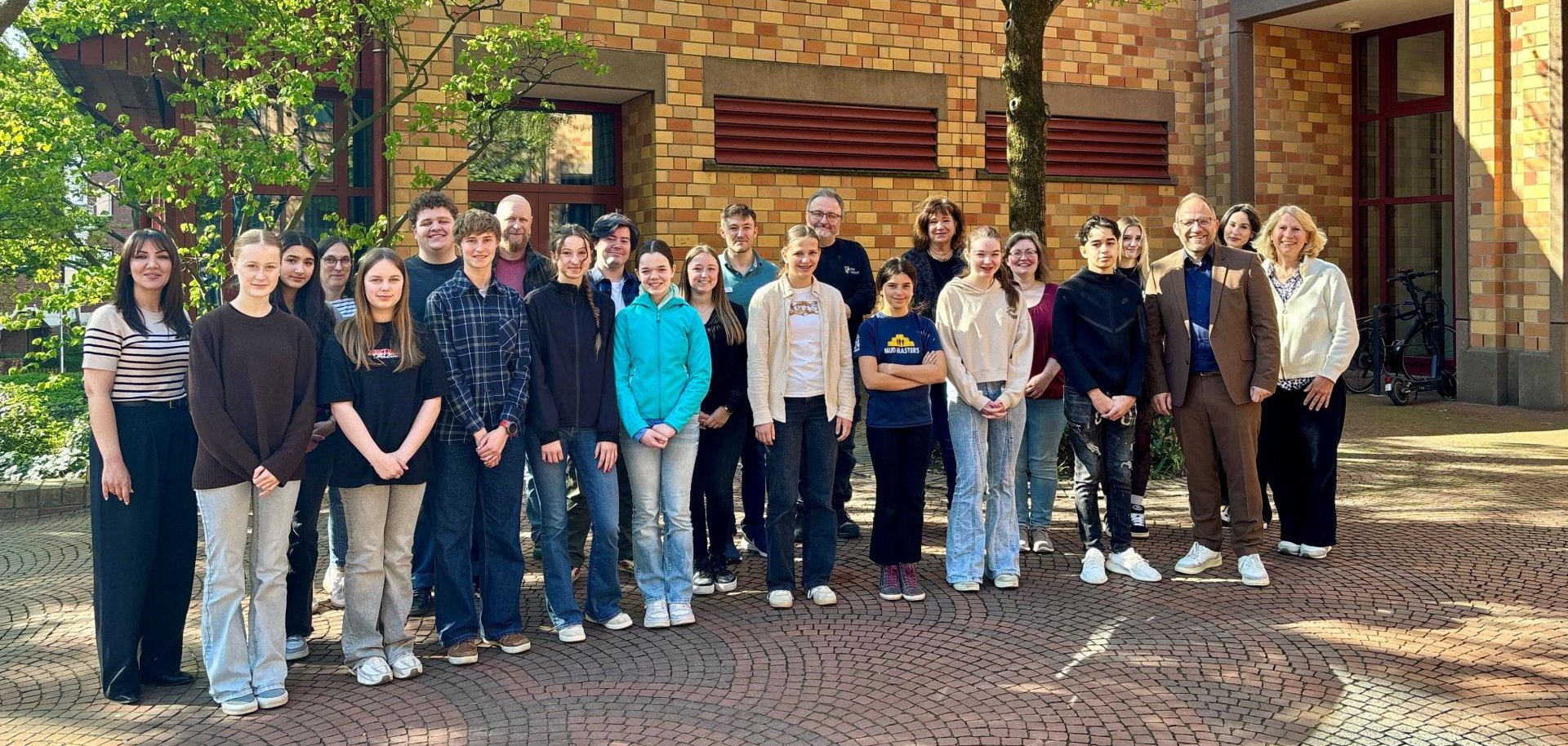 50 Jugendliche entdecken vielfältige Berufe in der Stadtverwaltung