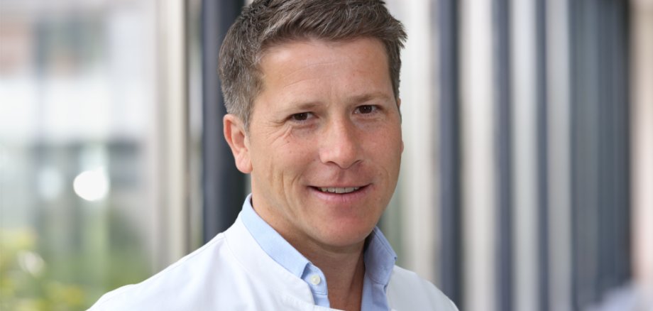 Dr. med. David Brücken